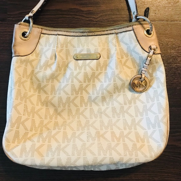 Michael Kors Handbags - Michael Kors hobo bag